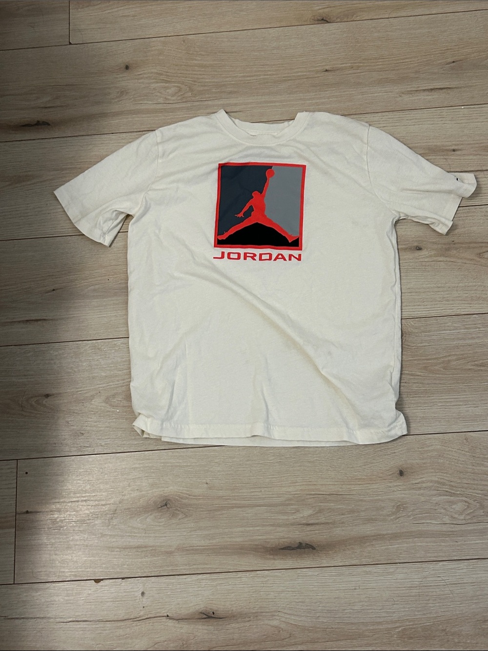 Jordan White-Orange/Cream Coloured Short Sleeve T-Shirt with Jumpman Graphic